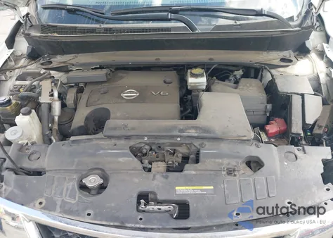 2016 Nissan Pathfinder S z USA, uszkodzony, nr VIN 5N1AR2MN0GC620976